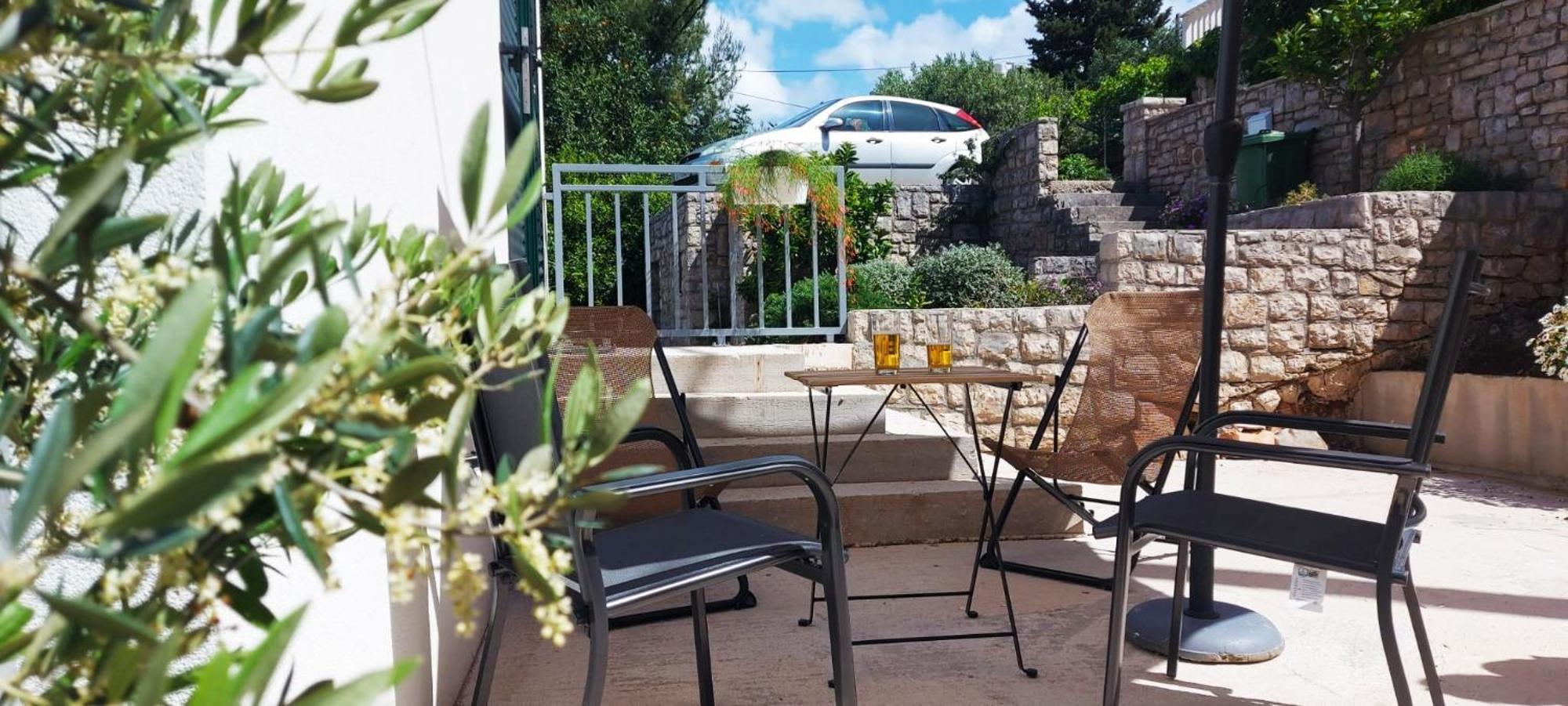 Apartman Solenta Stomorska Exteriér fotografie